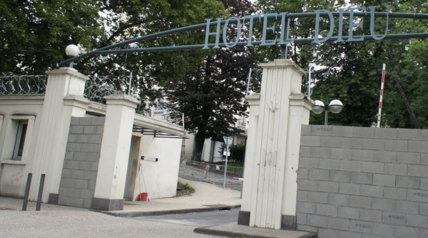 POUR UN PROJET TECHNOPOLITAIN SUR LE SITE DE L’HÔTEL-DIEU de CLERMONT-FERRAND POUR UN PROJET TECHNOPOLITAIN SUR LE SITE DE L’HÔTEL-DIEU de CLERMONT-FERRAND